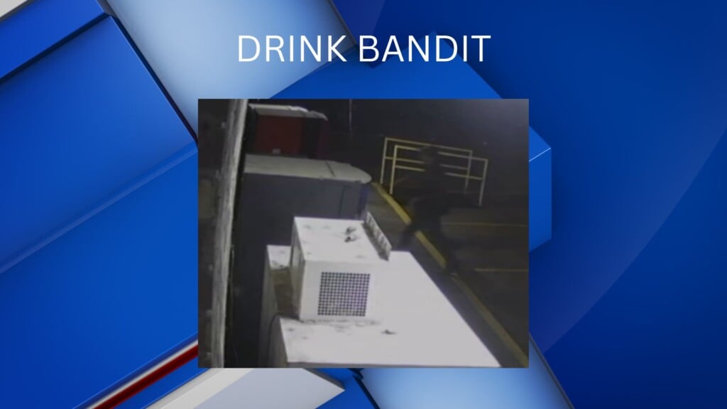 Brooksville Police search for suspect involved in drink machine theft