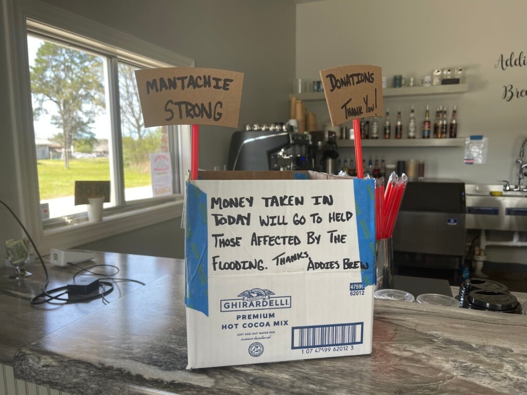 Mantachie business helps those impacted by recent floods