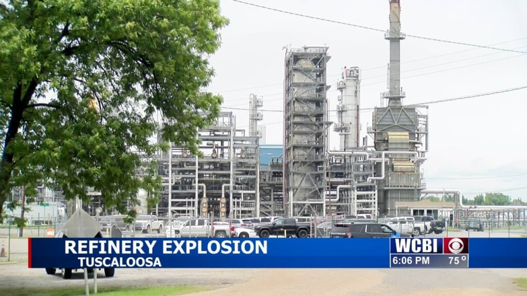 Explosion Occurs At Hunt Oil Refinery In Tuscaloosa