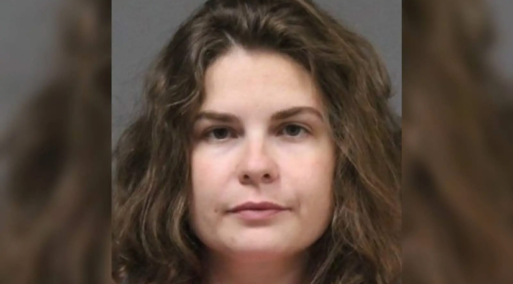 Former Lewisburg teacher faces charges for kissing a student
