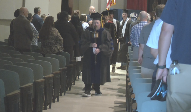 MUW holds graduation ceremony for the Owls baseball seniors