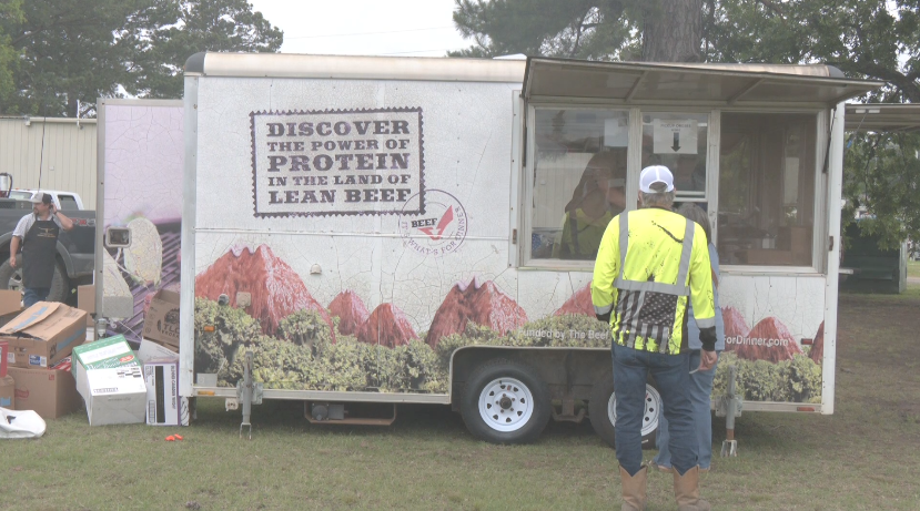 Lowndes Cattleman's Association hosts annual steak sandwich sale