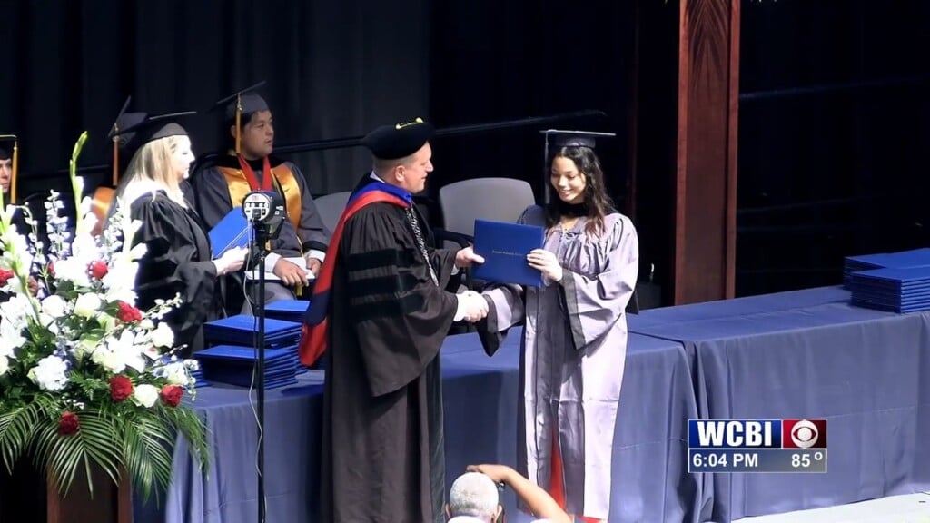 ICC holds graduation ceremonies on Fulton campus