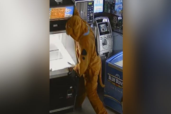 Man in Scooby Doo outfit wanted for burglary in AL
