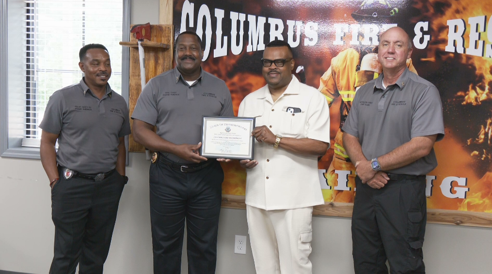 Columbus Fire Chief receives recognition for service and dedication