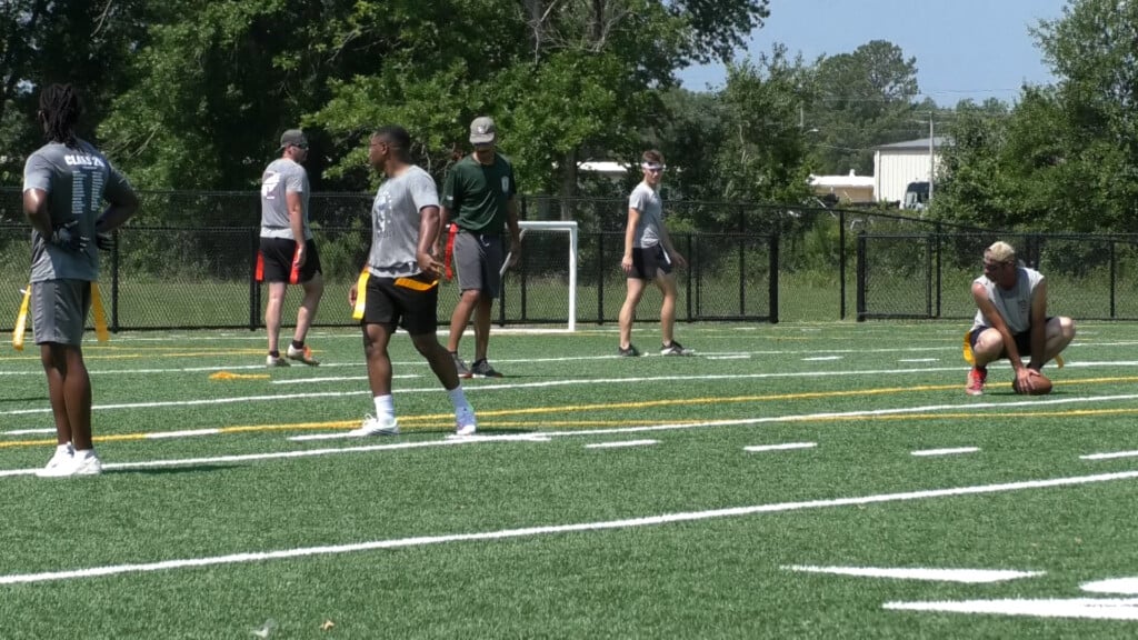 Starkville PD gathers first responders with flag football game