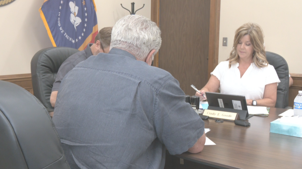 Lowndes Supervisors discuss funds toward ARC grant
