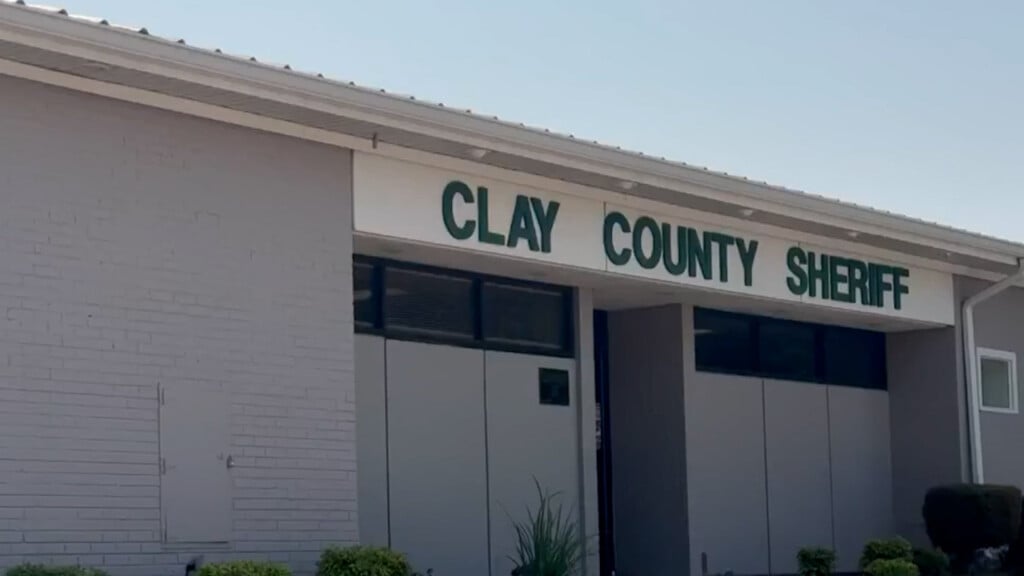 S Clay County Scam Vo00 00 00 00still001