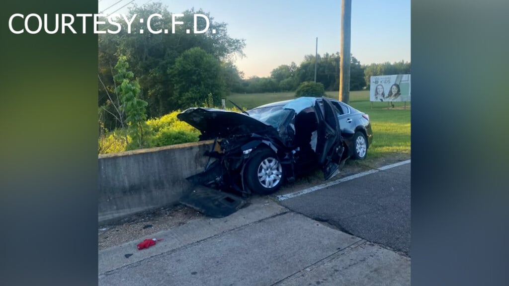 Su Car Wreck Vo00 00 13 22still002
