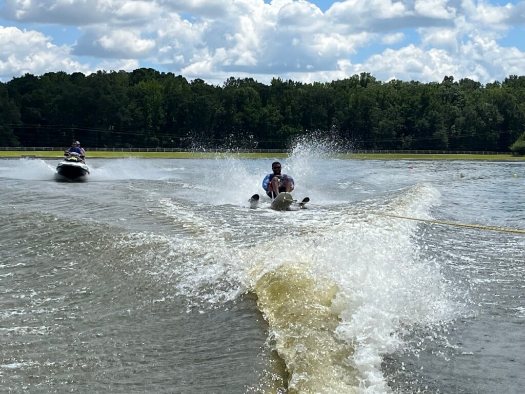 Clinic brings adaptive water skiing to those with physical disabilities