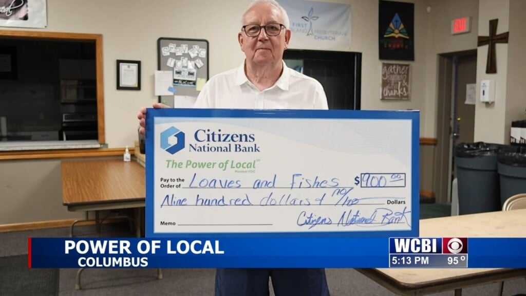 Columbus Bank Presents $900 Check To Loaves And Fishes Ministry