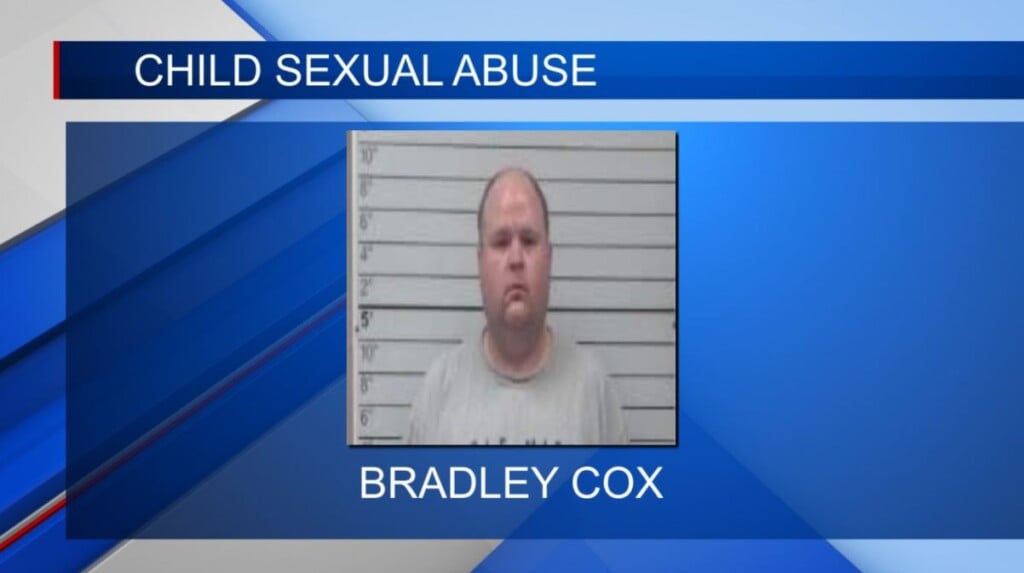 Man faces child sex abuse charges in Lee Co.