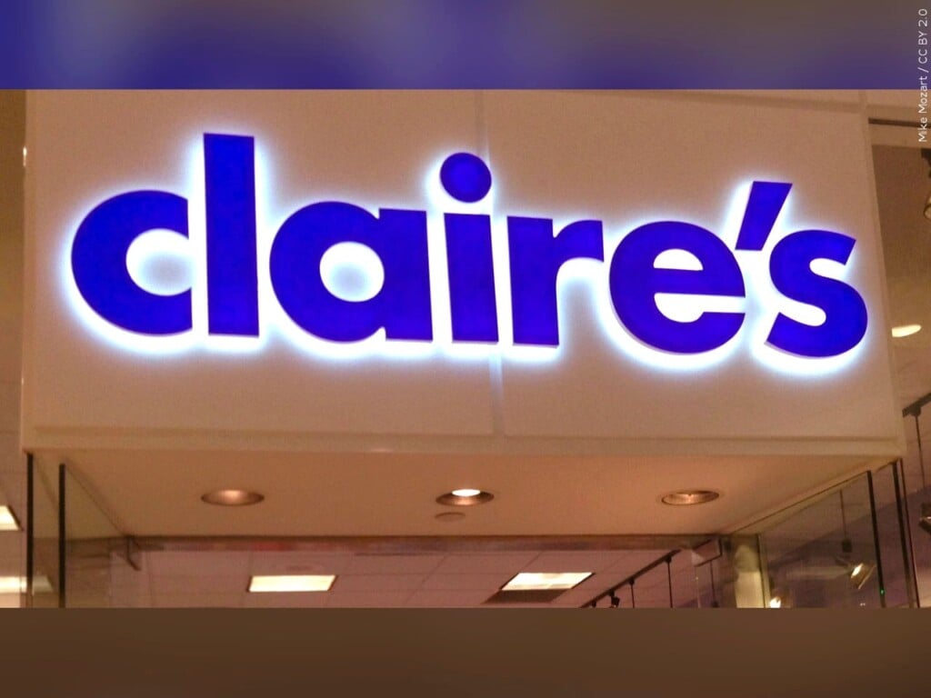 Claire's Logo
