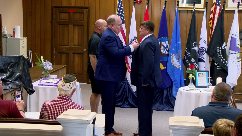 Chickasaw Co. man receives Purple Heart for service injuries in Iraq