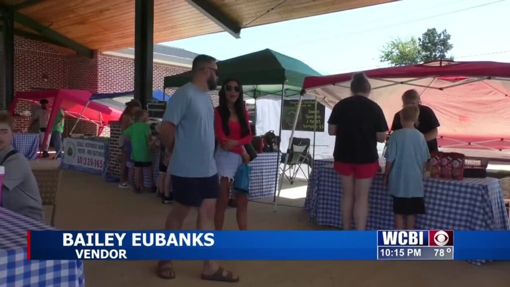 Tupelo Supports Farmers Market With Alzheimer's Organization