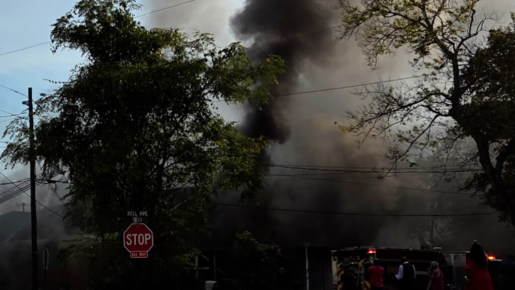 Su Columbus Fire Vo00 00 07 12still001