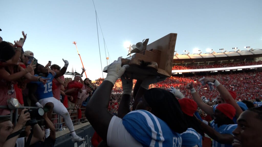 Ole Miss Lsu Pkg Img