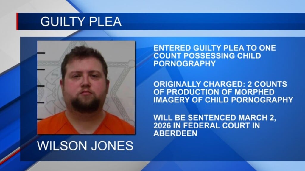 Former Corinth teacher pleads guilty to child porn in federal court