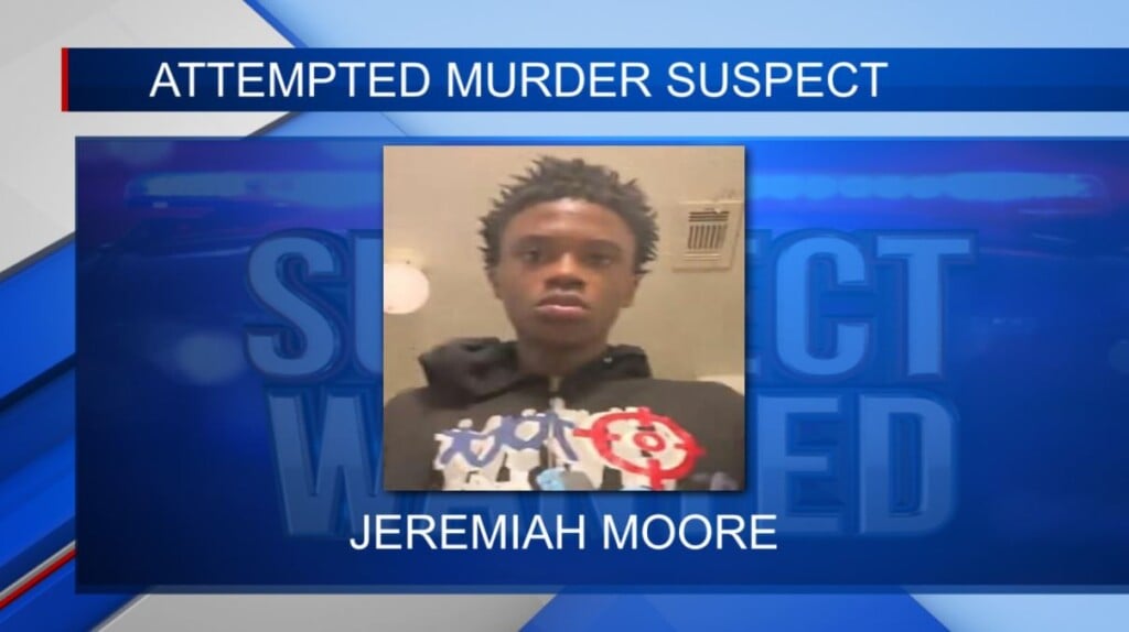 Police in search of teen suspect in Robinsonville