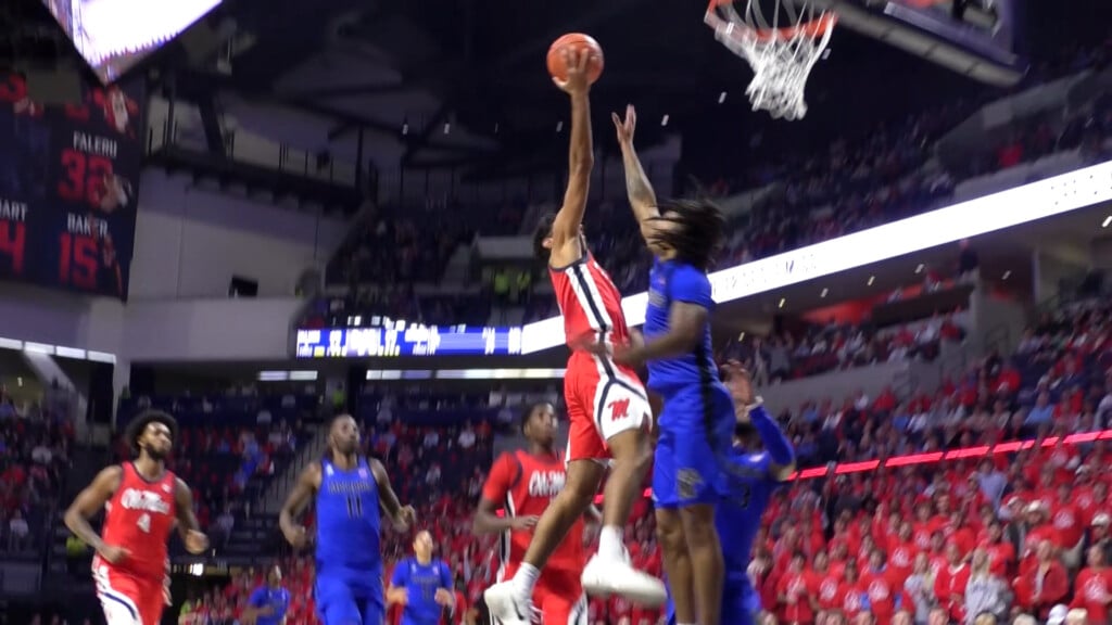 Ole Miss Vs Memphis Mbb00 00 42 28still001