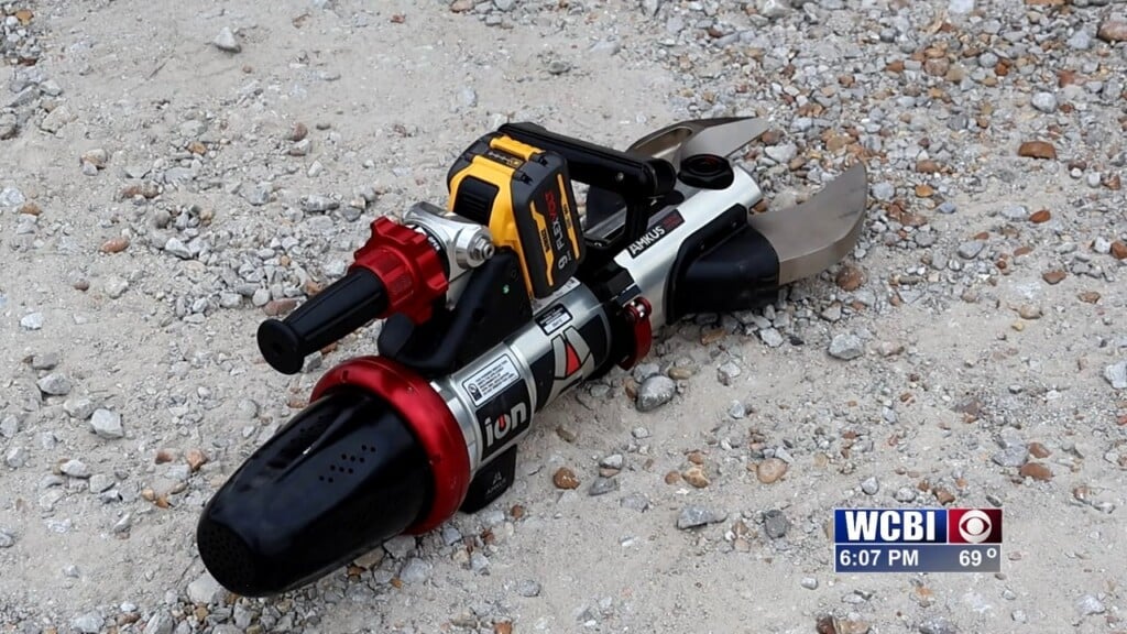 Monroe Co. Fd Receives Grant From 4 County For New Power Cutter