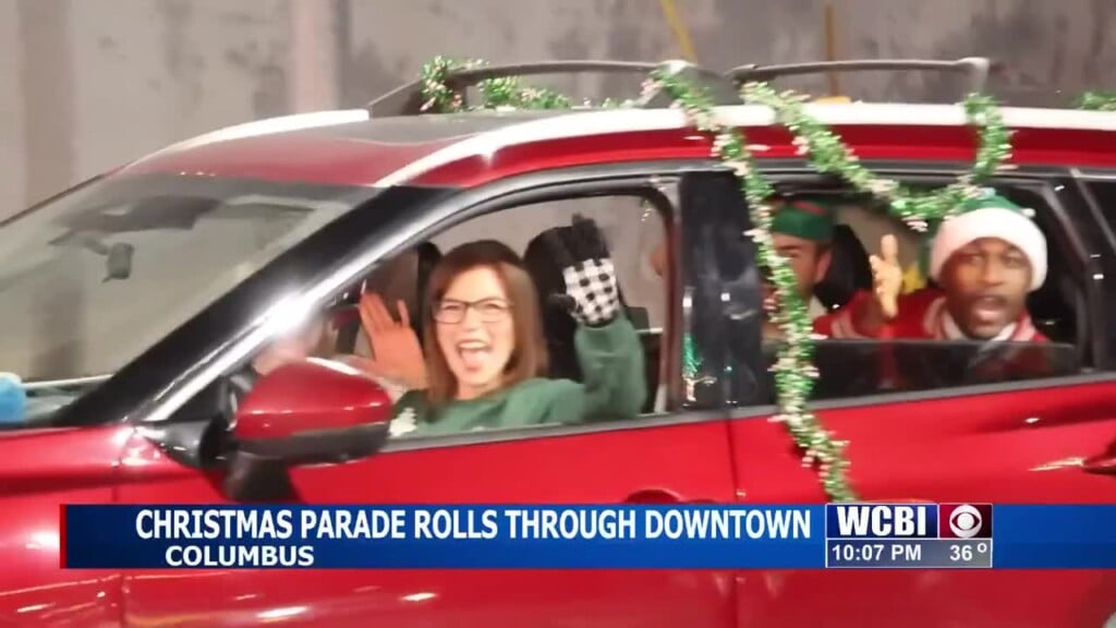 Columbus Hosts Annual Christmas Parade Through Downtown Area