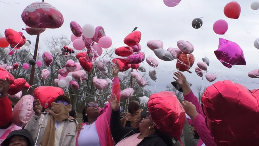 Su Balloon Release Vo00 00 06 06still001