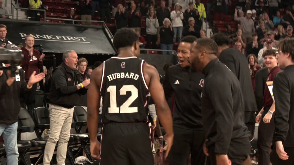 Msu Mbb Vs Auburn00 01 37 24still001