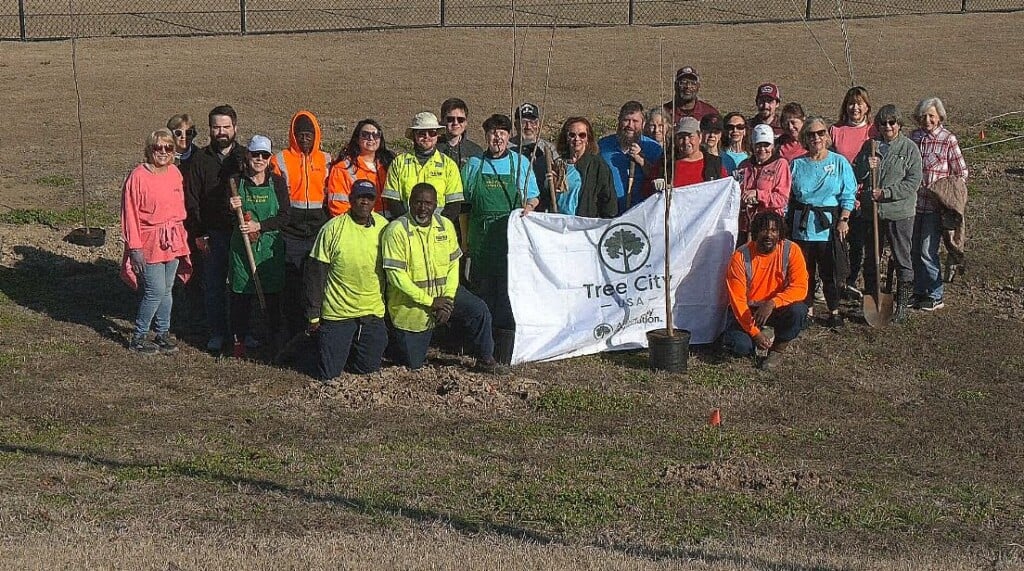 Starkville community helps plant trees in celebration of Arbor Day