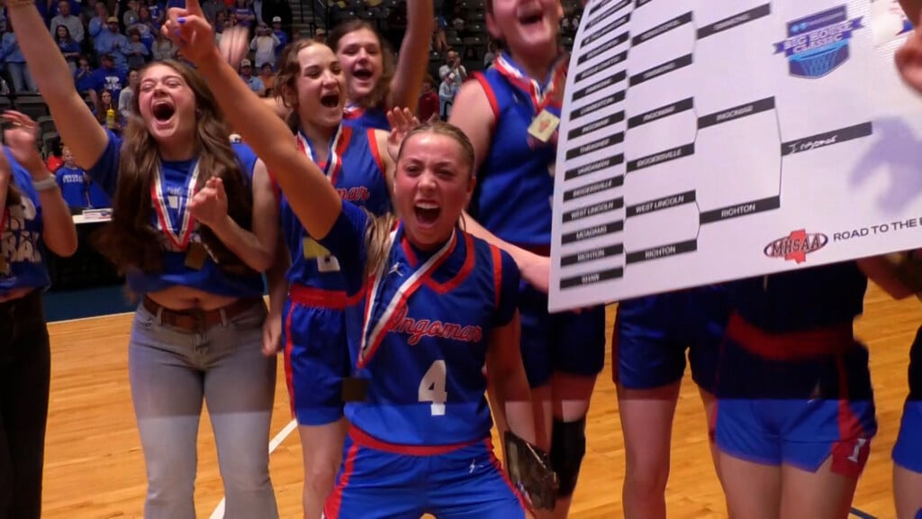 00550mts08 00 40 26still001