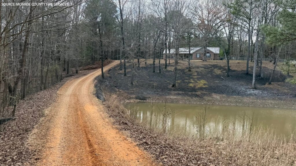 Su Monroe County Fire Vo00 00 00 00still001