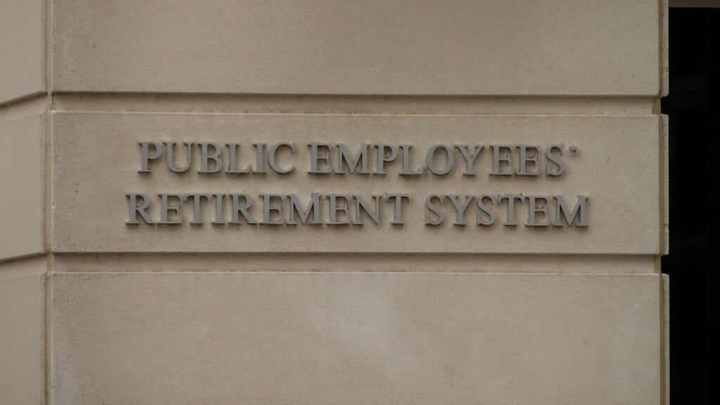 Th Pers Update Vo00 00 07 22still001