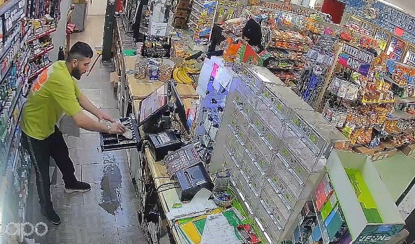 Police in search of a robbery suspect in Noxubee Co.