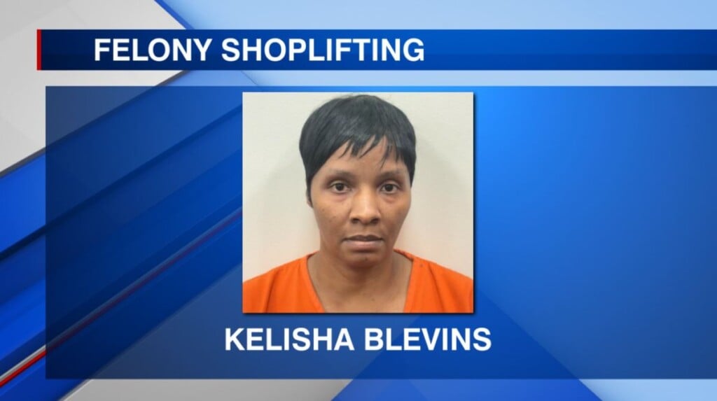 Woman arrested for alleged shoplifting in Columbus