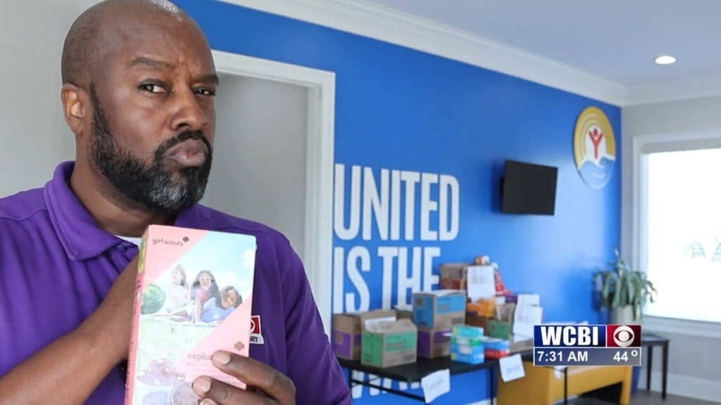 Local Girl Scout Troops Host Cookie Pickups/booth Sales In Columbus