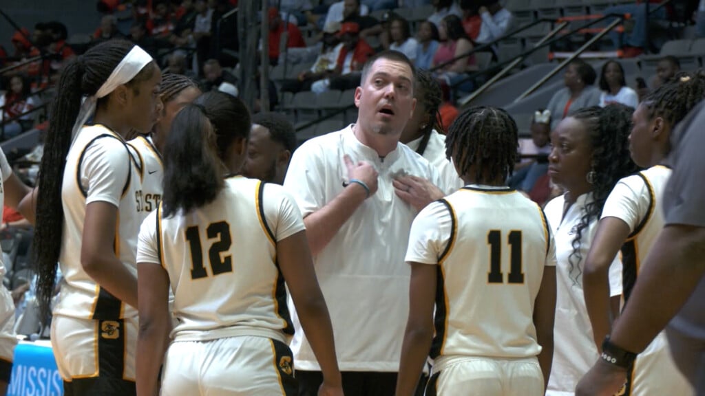 Stk Girls Vs Biloxi00 01 08 15still001