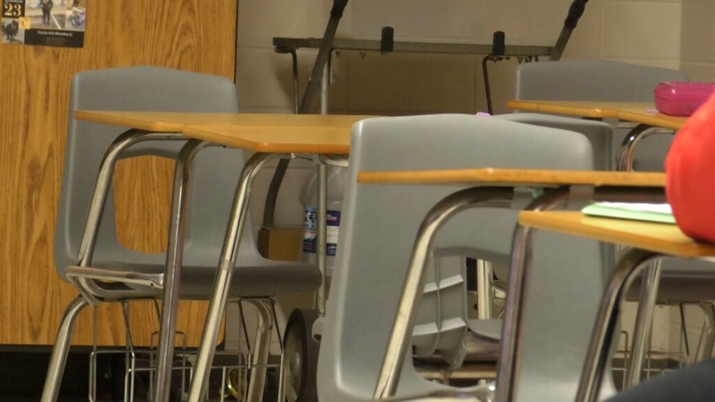 MS educators react to expected $2,000 pay raise from Legislature