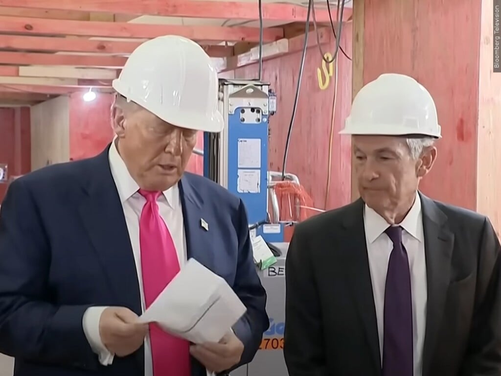 President Donald trump and Federal Reserve Chairman Jerome Powell