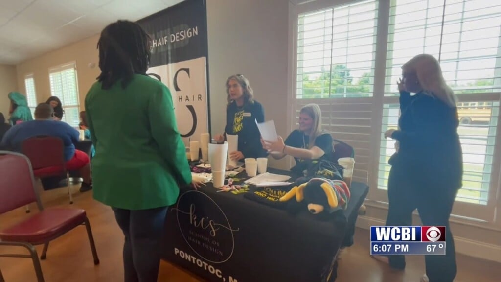 Vendors Set Up At The Tupelo American Legion For Job Extravaganza