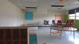 Anderson Grove Civic Association leads a tour of former Anderson Grove School
