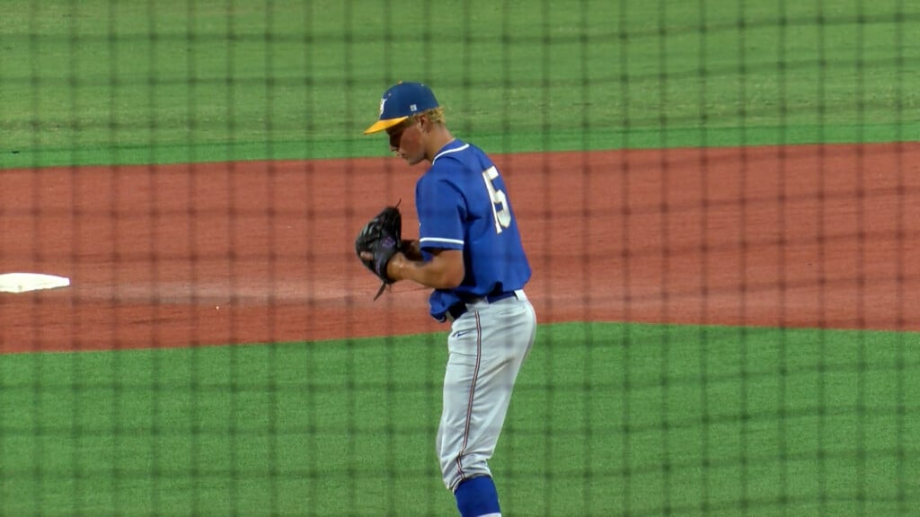 Petal Oxford G100 00 06 26still001