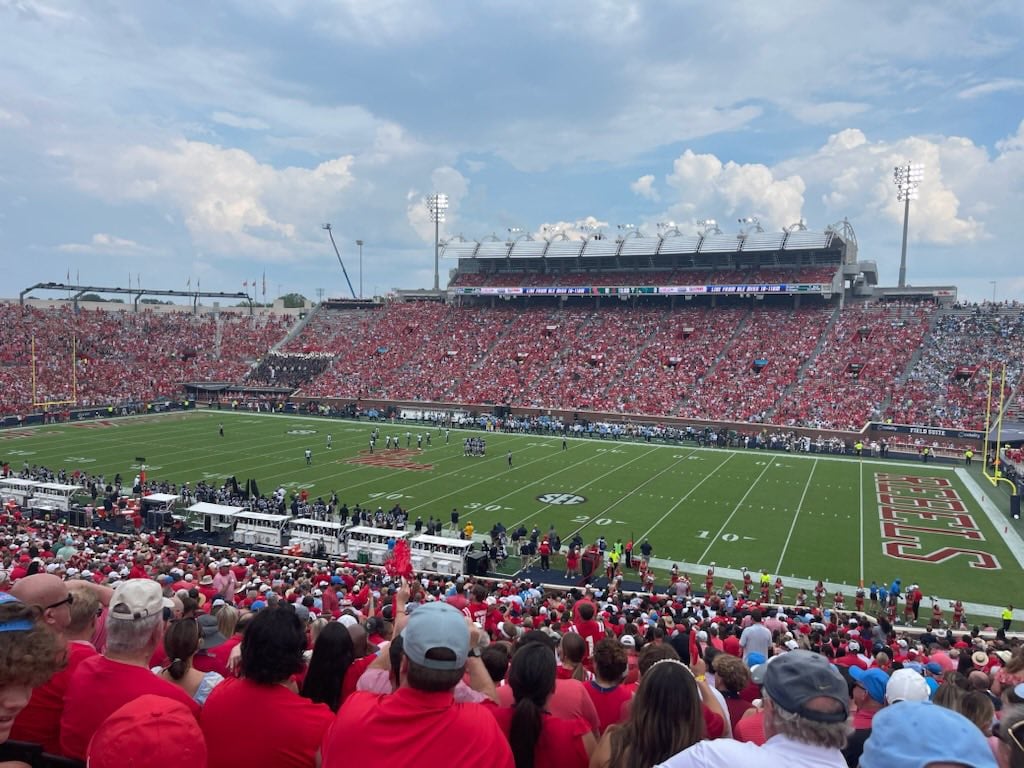 Ole Miss PD drafting temp officers for gameday roster