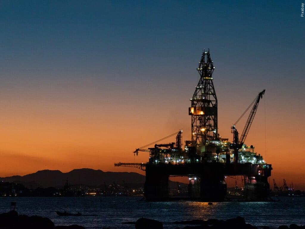 oil rig