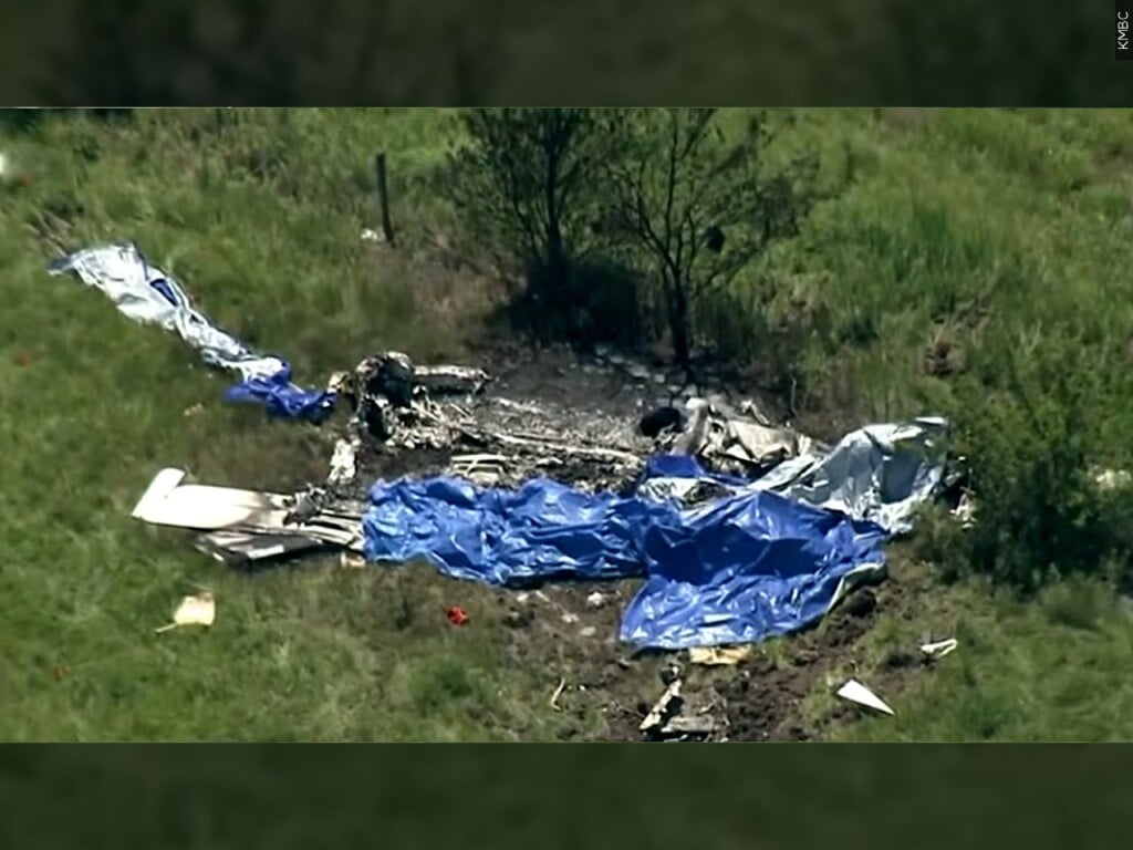 skydiving plane crash