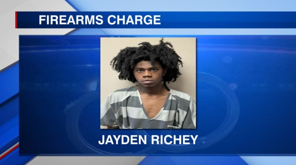 Traffic stop results in gun charge for a Tupelo teen