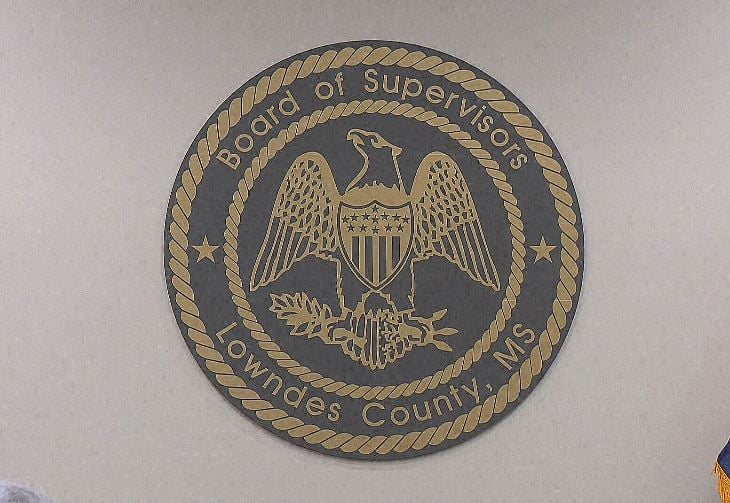 Preservation Society approaches Lowndes Co. Supervisors about installing a plaque at local courthouse