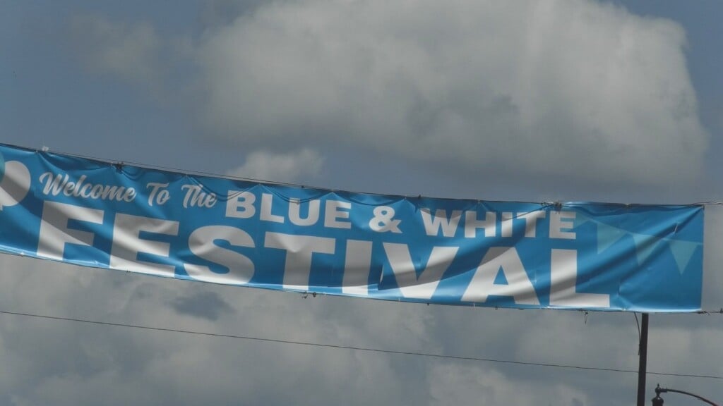 Su Aberdeen Blue And White