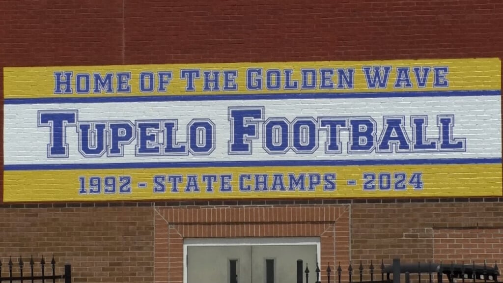 Tupelo Hsftmp400 02 38 28still001