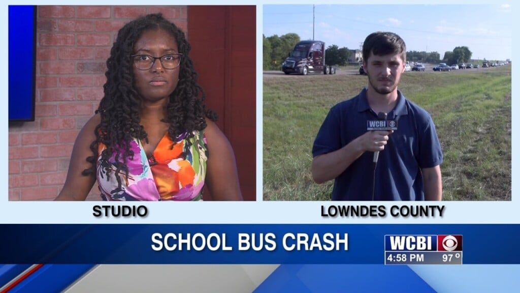 Lowndes County School Bus Crashes On Highway (live) 09/15/26