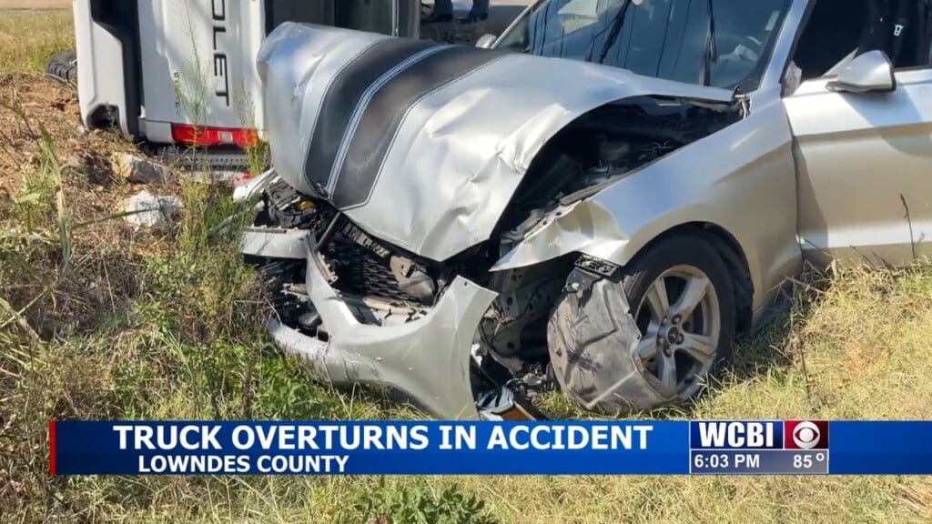 Two Car Crash Near Columbus Afb Sends Two To The Hospital